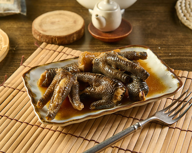 滷雞腳|滷味界的彈牙經典,Q彈多汁,讓人一口接一口:圖片 5